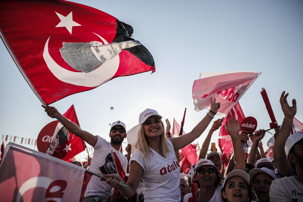 «Derechos, Ley y Justicia»: Los reclamos del pueblo turco en contra de la represión de Recep Tayyip Erdogan