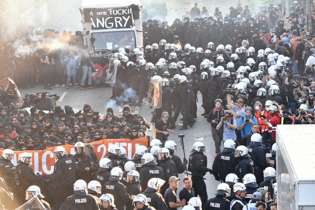 «Bienvenidos al infierno»: Las duras protestas convocadas en Hamburgo contra los líderes mundiales del G20