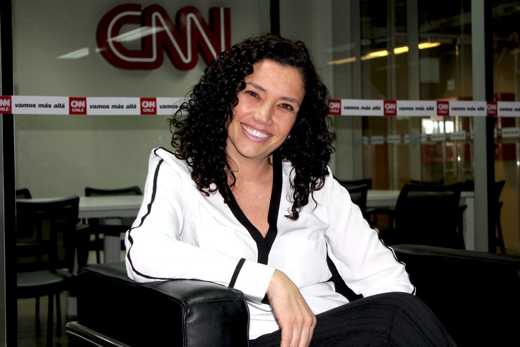 Verónica Schmidt, periodista de CNN: «Decir categóricamente que Chile es un país machista es injusto»