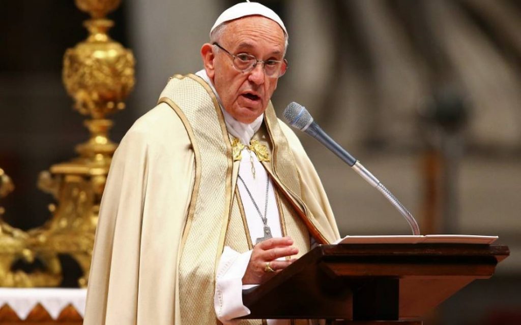 Gobierno propone beneficio de exención tributaria para que empresas financien visita del Papa