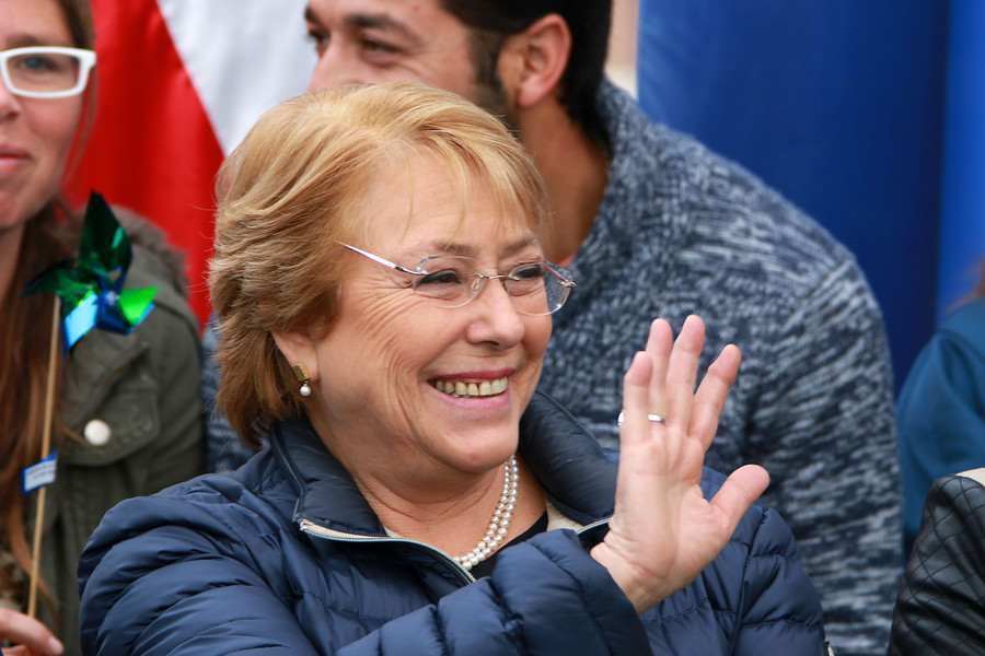 Bachelet compara su gestión con la de Sebastián Piñera: «Nosotros lo hemos hecho mucho mejor»