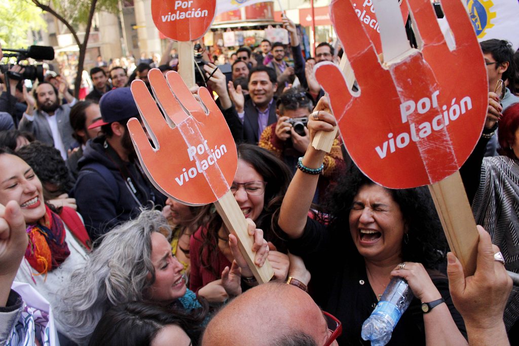 Luego de la victoria en el TC: Así queda la legislación chilena sobre aborto en comparación con América Latina
