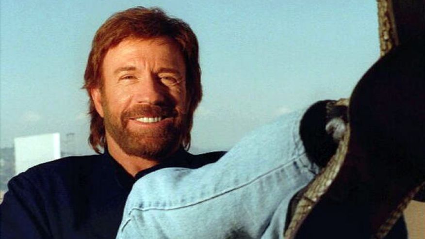 La realidad supera al meme: Chuck Norris sobrevivió a dos infartos en una hora