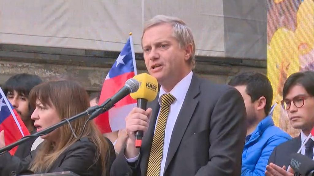 José Antonio Kast inscribió su candidatura presidencial e hizo un llamado: «Basta de politizar la política en Chile»