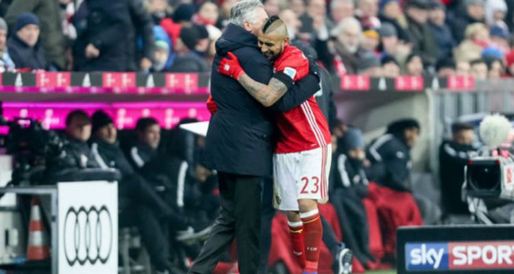 El «Rey Arturo» sin DT: Bayern Múnich oficializa salida de su entrenador tras goleada del PSG