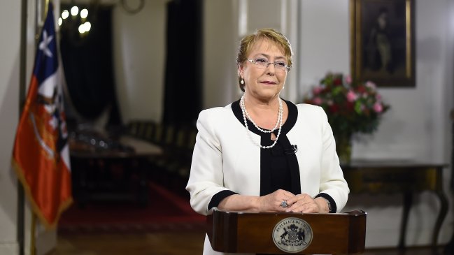 Bachelet y la visita del Papa Francisco: «Nos convocará a enfrentar el futuro de manera colectiva, solidaria y unida»