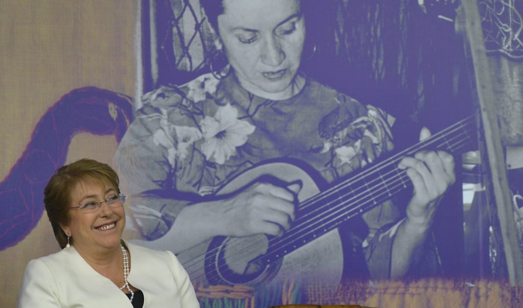 Michelle Bachelet: «Violeta Parra es parte de nuestra identidad más profunda»