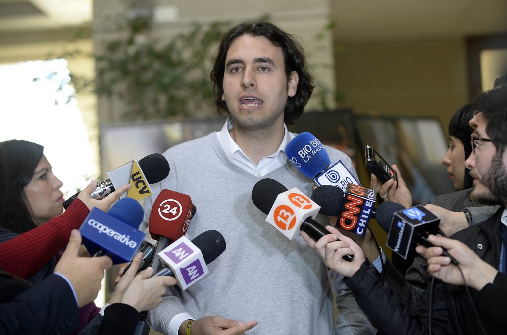 Vlado Mirosevic llama al gobierno de Piñera a no «entorpecer» tramitación de ley de matrimonio igualitario