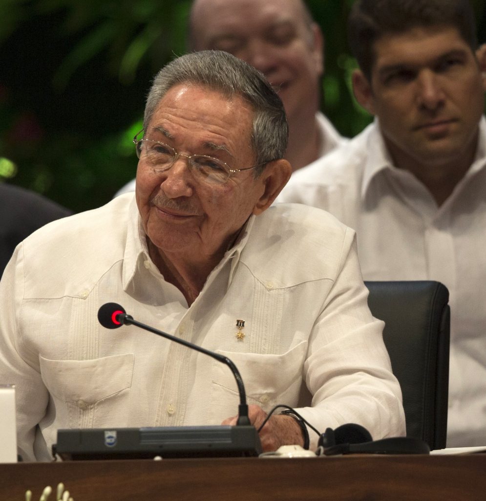 Raúl Castro entregará el poder en abril 2018 tras alargar dos meses más su presidencia en Cuba