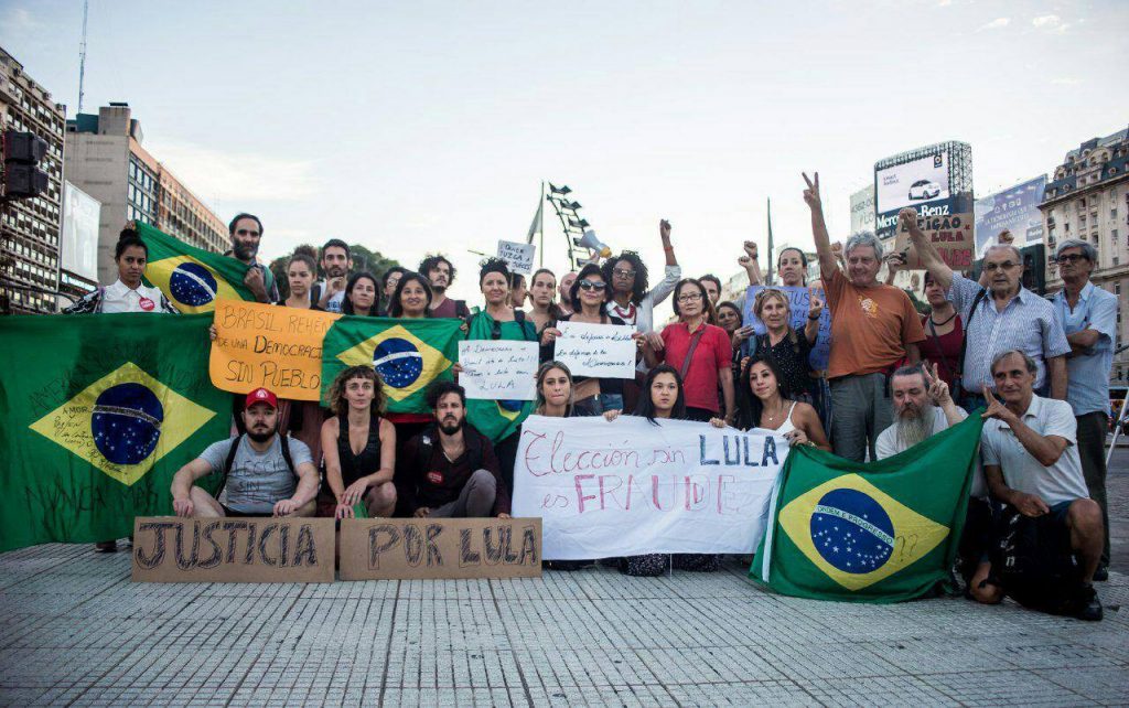 Dilma Rousseff: «Hay que pelear por Lula y por la democracia»