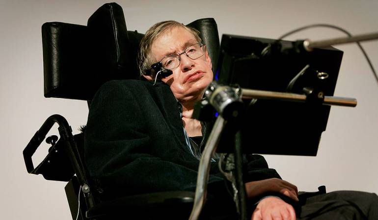 A los 76 años murió Stephen Hawking en Cambridge