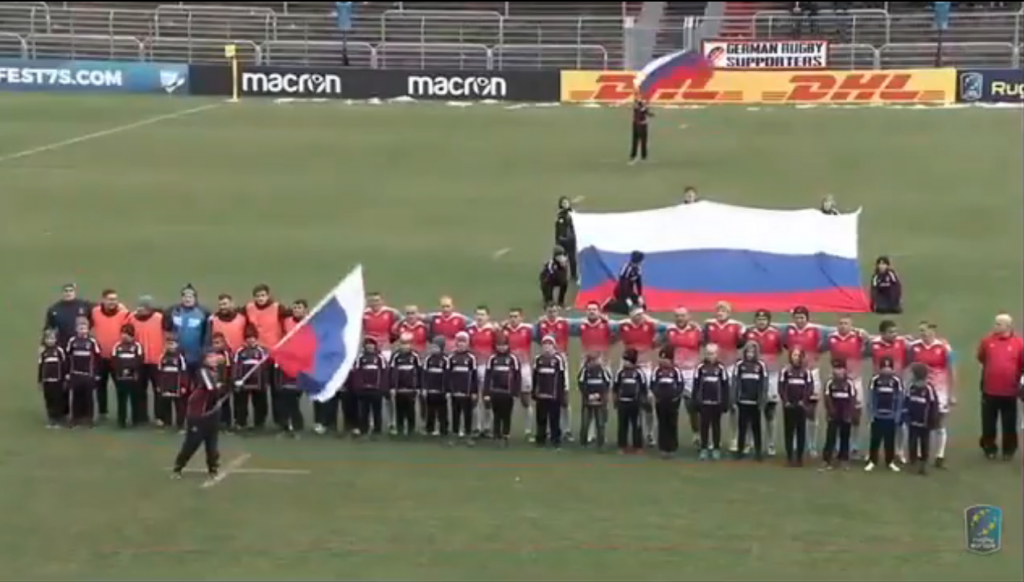 VIDEO| La URSS resucitó: Himno soviético sonó en la previa de partido de Rusia y los jugadores lo cantaron con pasión