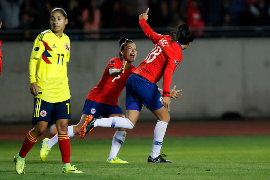 A pura garra: La Roja dio cara y logró empatarle a Colombia para seguir con vida en la Copa América
