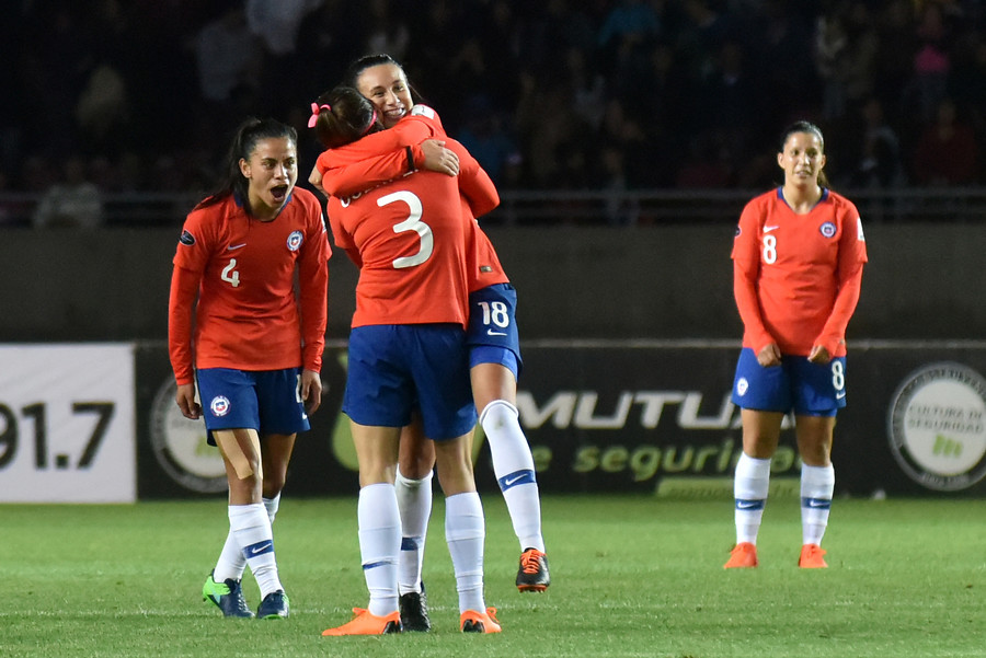 VIDEO| «Mujeres que viven, respiran y transpiran fútbol»: El emotivo llamado de apoyo a La Roja en la Copa América