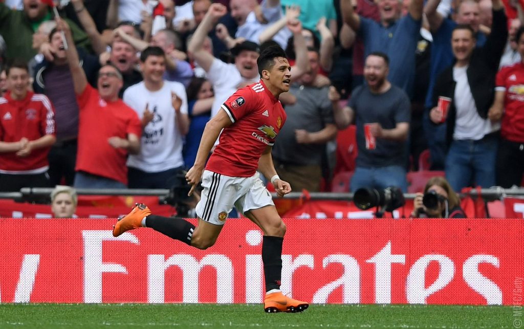 VIDEO| El golazo de Alexis Sánchez que ayudó al Manchester United a llegar a la final de la FA Cup
