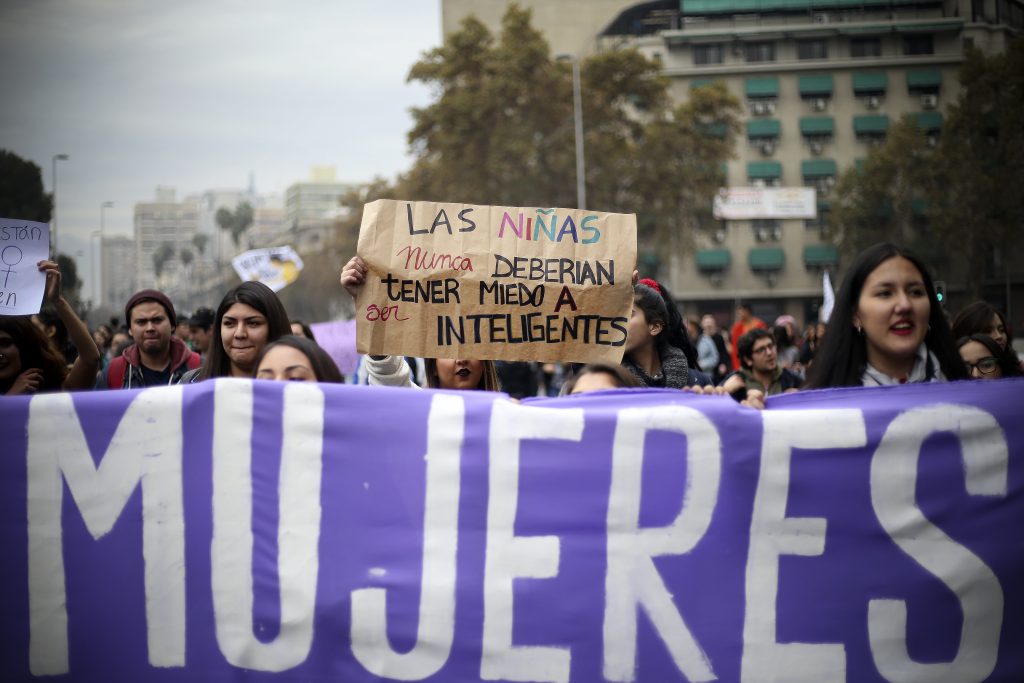 Confech convoca a nueva marcha feminista de cara a la primera cuenta pública de Piñera