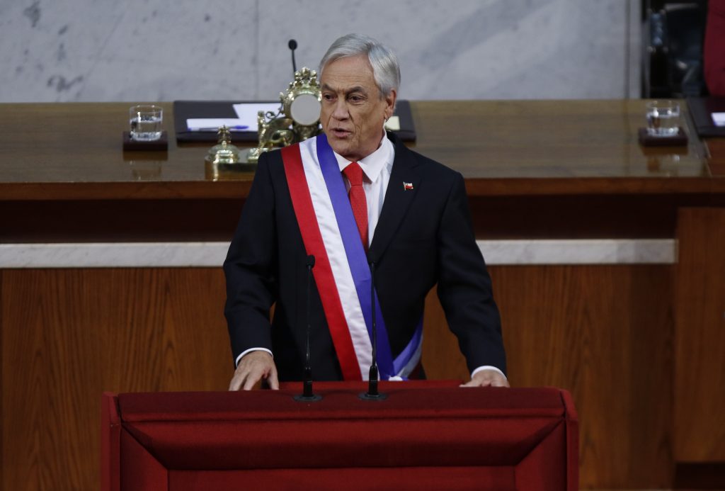 Los «decretazos» que se esconden detrás de los «grandes acuerdos» que anuncia Piñera