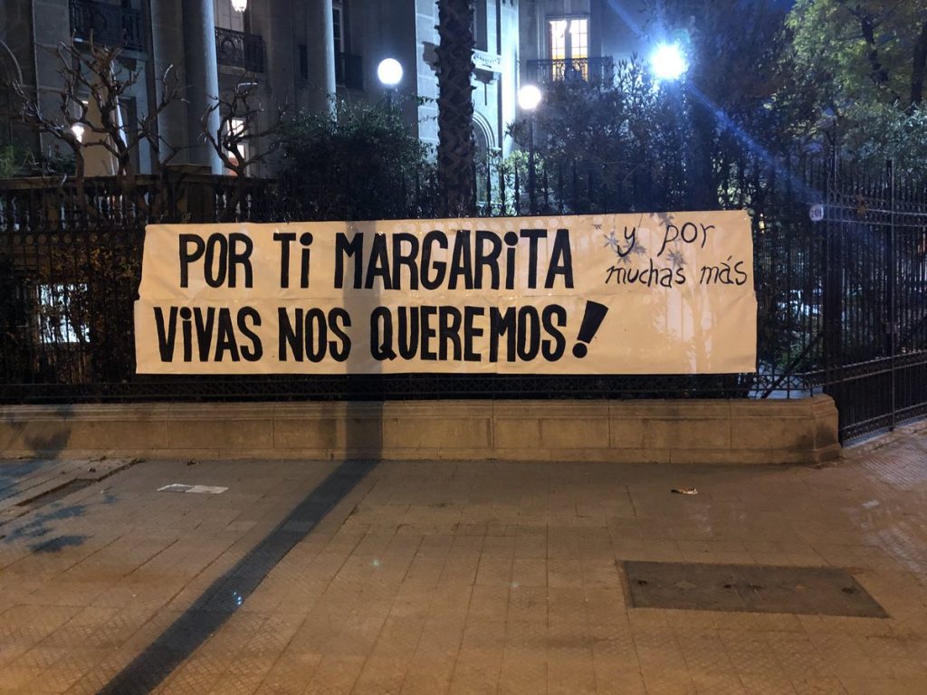 FOTOS| Vecinos de República realizan velatón para Margarita Ancacoy, la mujer brutalmente asesinada