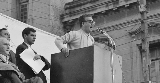Allende: La historia la hacen los pueblos