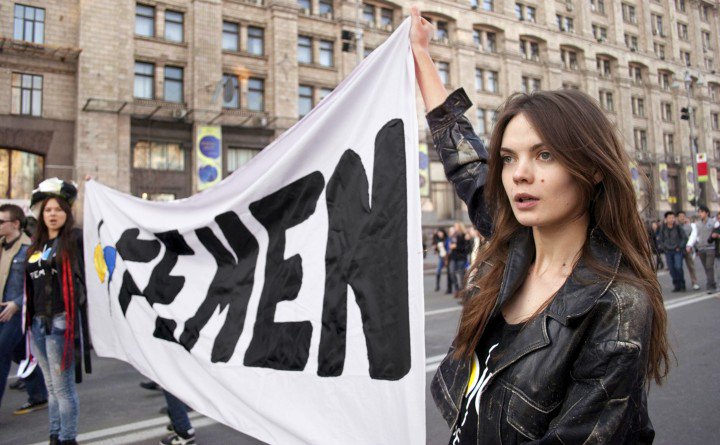 «Son todos unos falsos»: Encuentran muerta a una de las fundadoras del polémico grupo feminista Femen