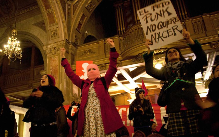 A 5 años de la toma de la catedral: La historia de la primera marcha por el aborto libre, seguro y gratuito en Chile