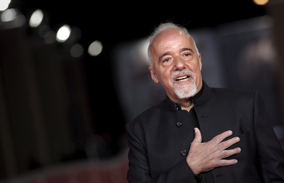La insólita entrevista que exasperó a Paulo Coelho: «¡Borra todo y empecemos otra vez!»