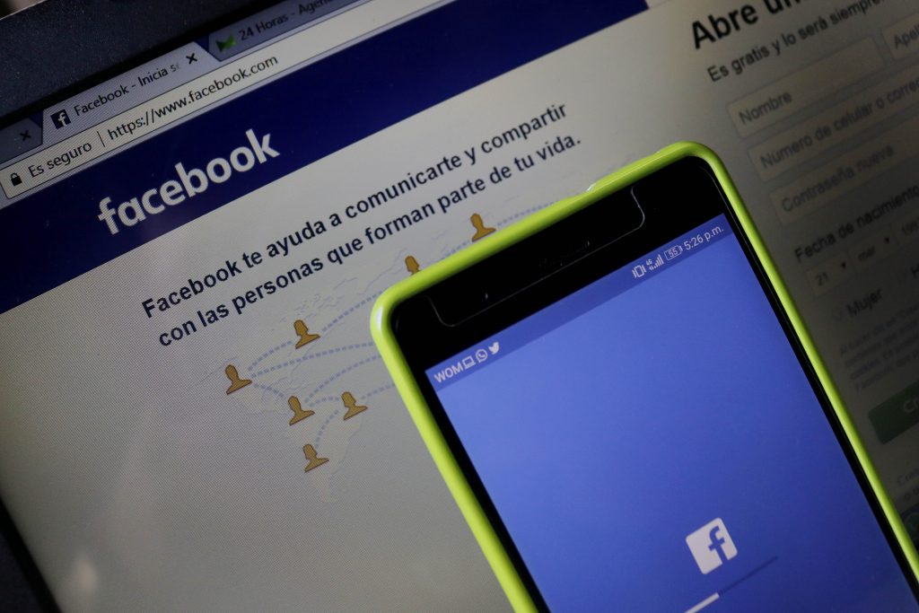 Facebook admite que sufrió hackeo que habría afectado a 50 millones de cuentas