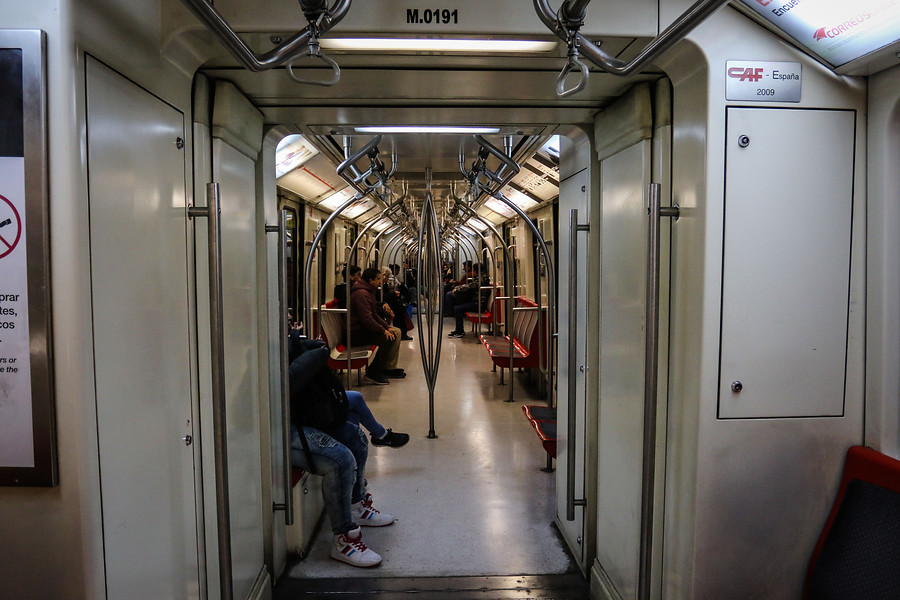 Las razones del rechazo transversal a propuesta de vagones exclusivos para mujeres en el Metro: «No es el mejor camino»