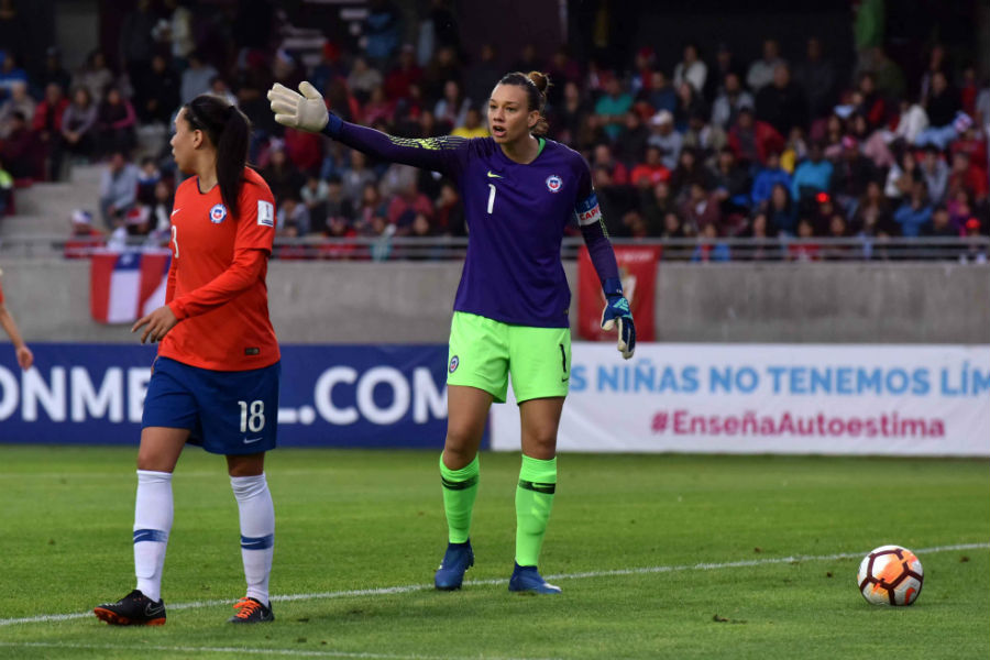 Christiane Endler por camarín para Selección Femenina en el Estadio Nacional: “fue una iniciativa más política que otra cosa»