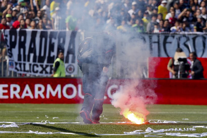 ANFP sanciona a Colo-Colo con dos partidos sin público tras incidentes del Superclásico