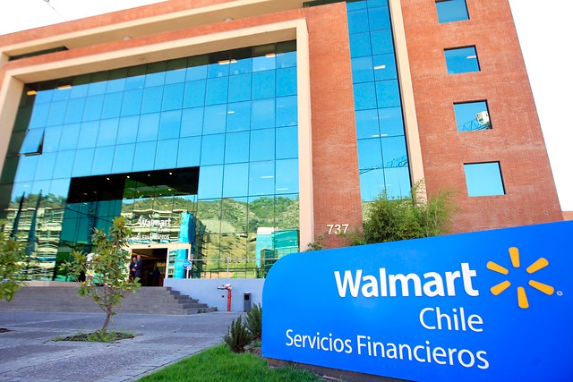Walmart hace lo que desea en Chile
