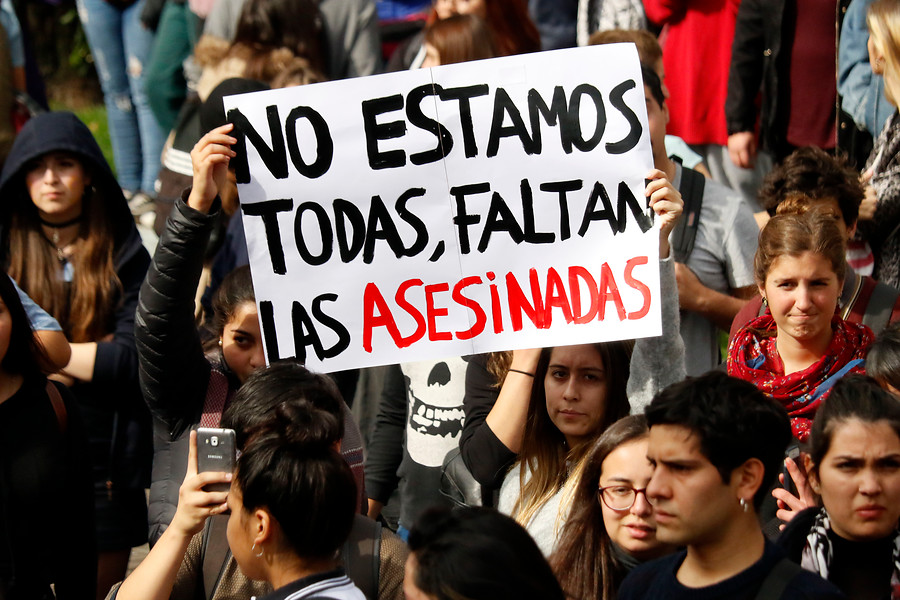 «Hay mucha retractación»: Fiscal culpa a mujeres por bajas condenas en casos de violencia intrafamiliar