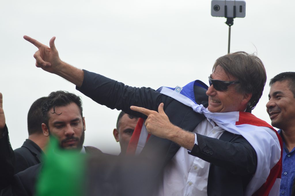 Cómo duele Brasil: Jair Bolsonaro es el nuevo presidente y Piñera lo felicita e invita a Chile