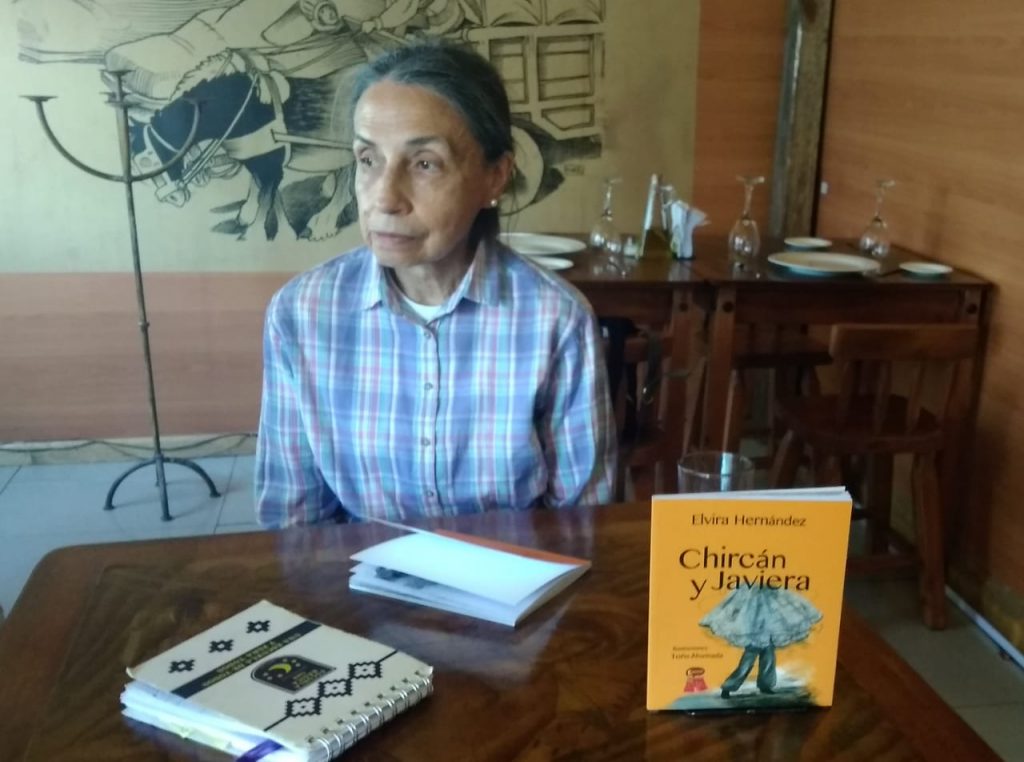 Poeta Elvira Hernández lanzará este jueves 29 su primer libro de narrativa infantil: “Chircán y Javiera”