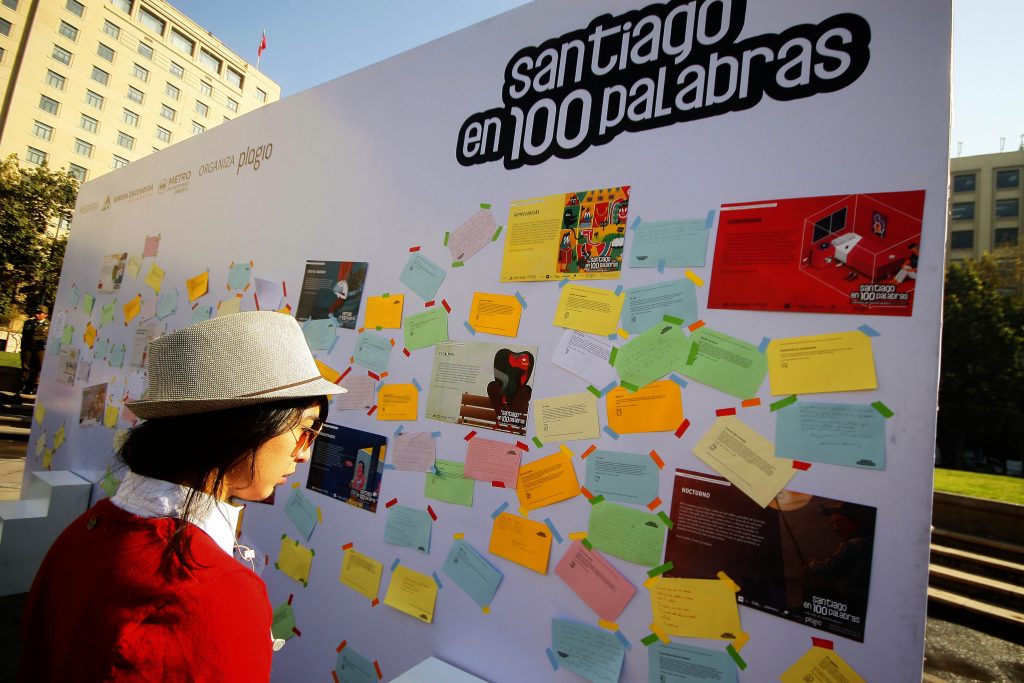 REDES| Acusan de hacer apología al femicidio a cuento seleccionado en «Santiago en 100 palabras»