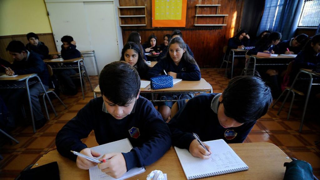 «Ley Machuca»: Oposición busca que colegios privados destinen cupos para estudiantes de familias vulnerables