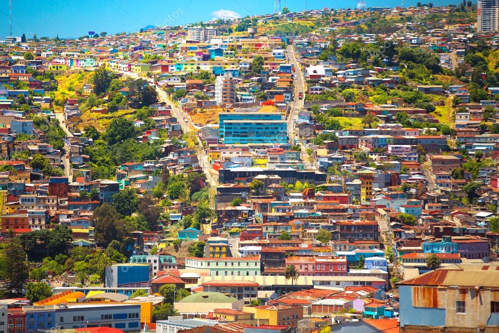 Un baño sale más barato: Cursan la primera multa por orinar en la vía pública en Valparaíso