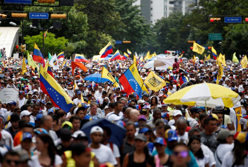 La izquierda ante el vértigo venezolano