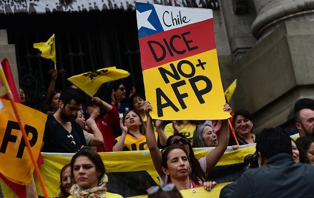 Corte ordenan a AFP devolver fondos previsionales a cotizante extranjero