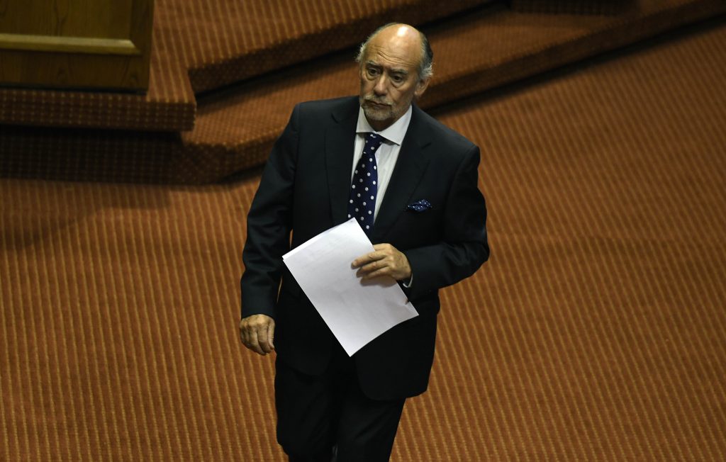 Iván Flores es electo presidente de la Cámara de Diputados