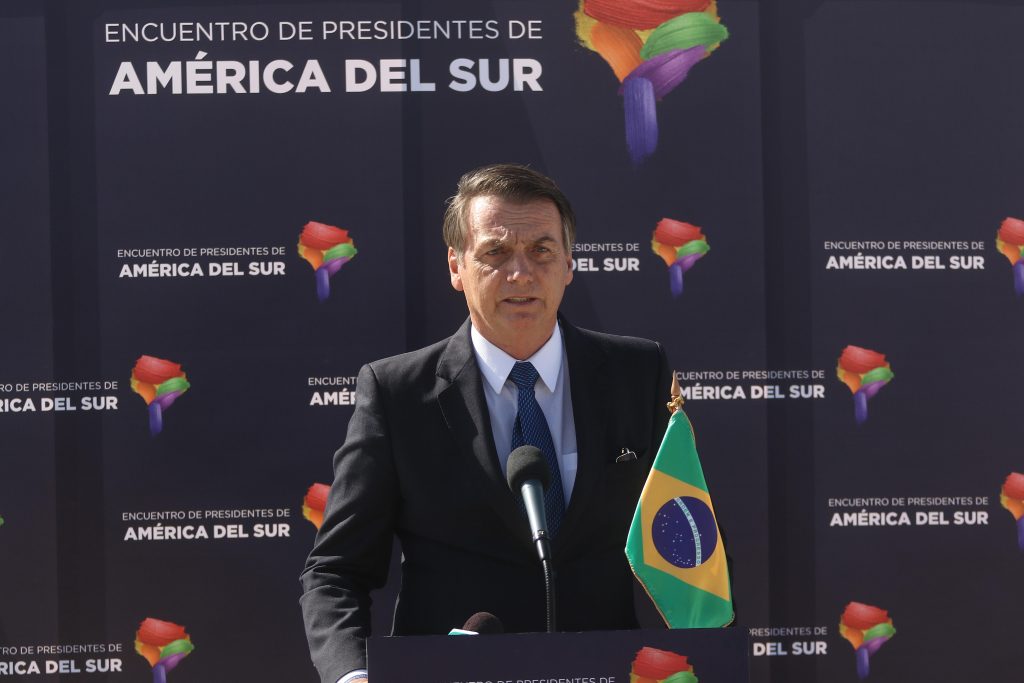 Bolsonaro y Prosur: Vergonzante precariedad de la memoria