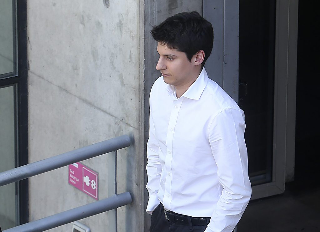 Decretan arresto domiciliario para Nicolás Zepeda para que cumpla su cuarentena antes de ser extraditado a Francia