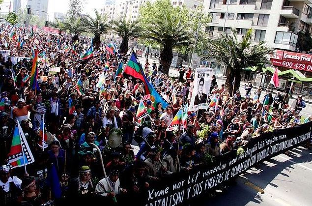Mujeres extranjeras serán expulsadas del país tras participar en marcha mapuche en Temuco