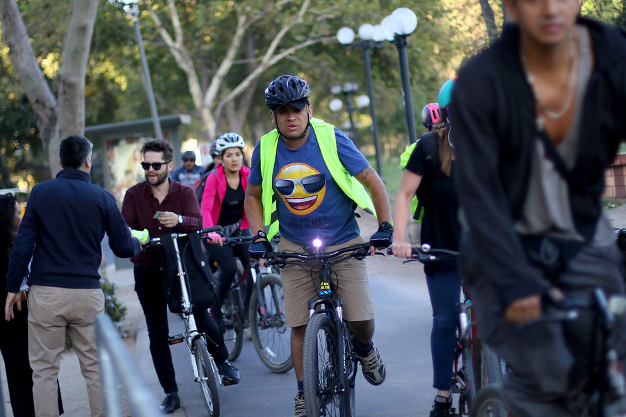 Exigir licencia para conducir bicicletas: La idea que analiza el Gobierno para mejorar la convivencia vial