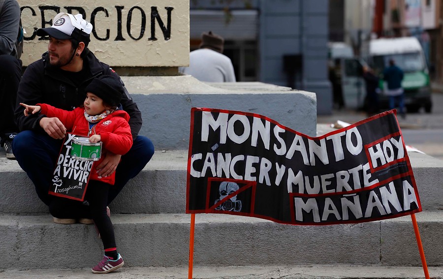 Multinacional Monsanto es condenada a pagar más de 2 billones de dólares a pareja que desarrolló cáncer