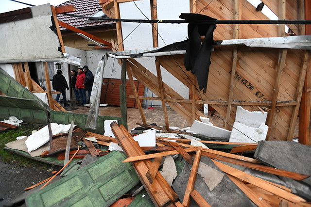 Tornados y trombas marinas en el sur dejan casi 600 viviendas afectadas