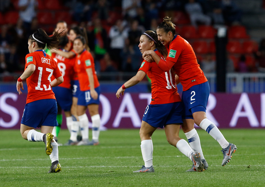 VIDEO| ¡Histórico! Mira el primer gol de la Roja en un mundial femenino