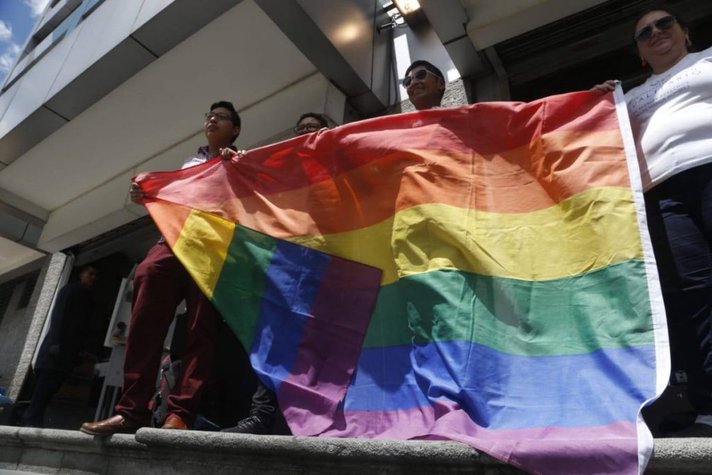 Ecuador: Corte Constitucional aprueba matrimonio entre personas del mismo sexo