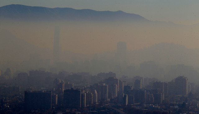 Alerta, preemergencia o emergencia ambiental: ¿Qué diantres está pasando con el aire en la Región Metropolitana?