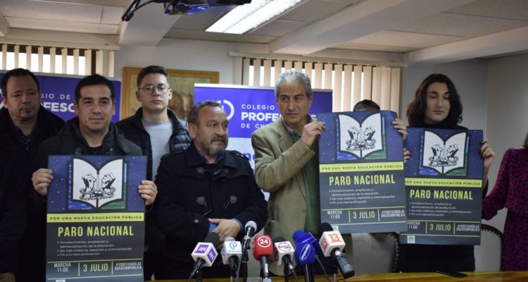 «Ni el subsecretario ni la ministra fueron capaces”: profesores hacen llamado directo a Piñera para que intervenga por paro